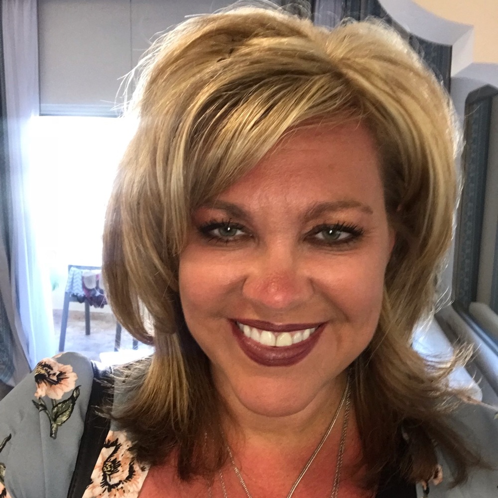 Meet your Posher, Andrea